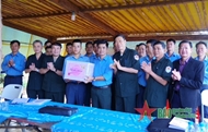 គណៈកម្មការដឹកនាំលេខ៥១៥ ខេត្ត Dak Lak ចុះពិនិត្យ និងជូនពរឆ្នាំថ្មីដល់ក្រុម K៥១ ដែលបំពេញបេសកកម្មនៅកម្ពុជា